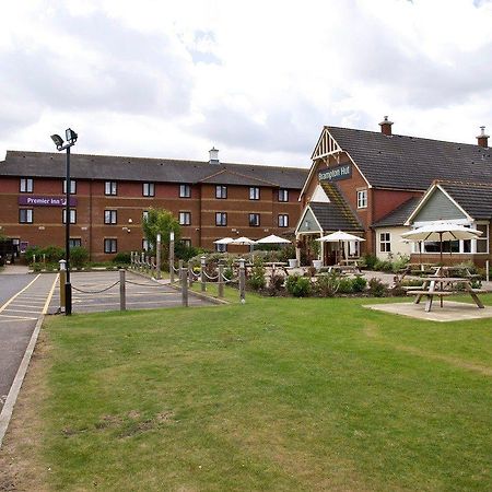 Premier Inn Huntingdon Esterno foto